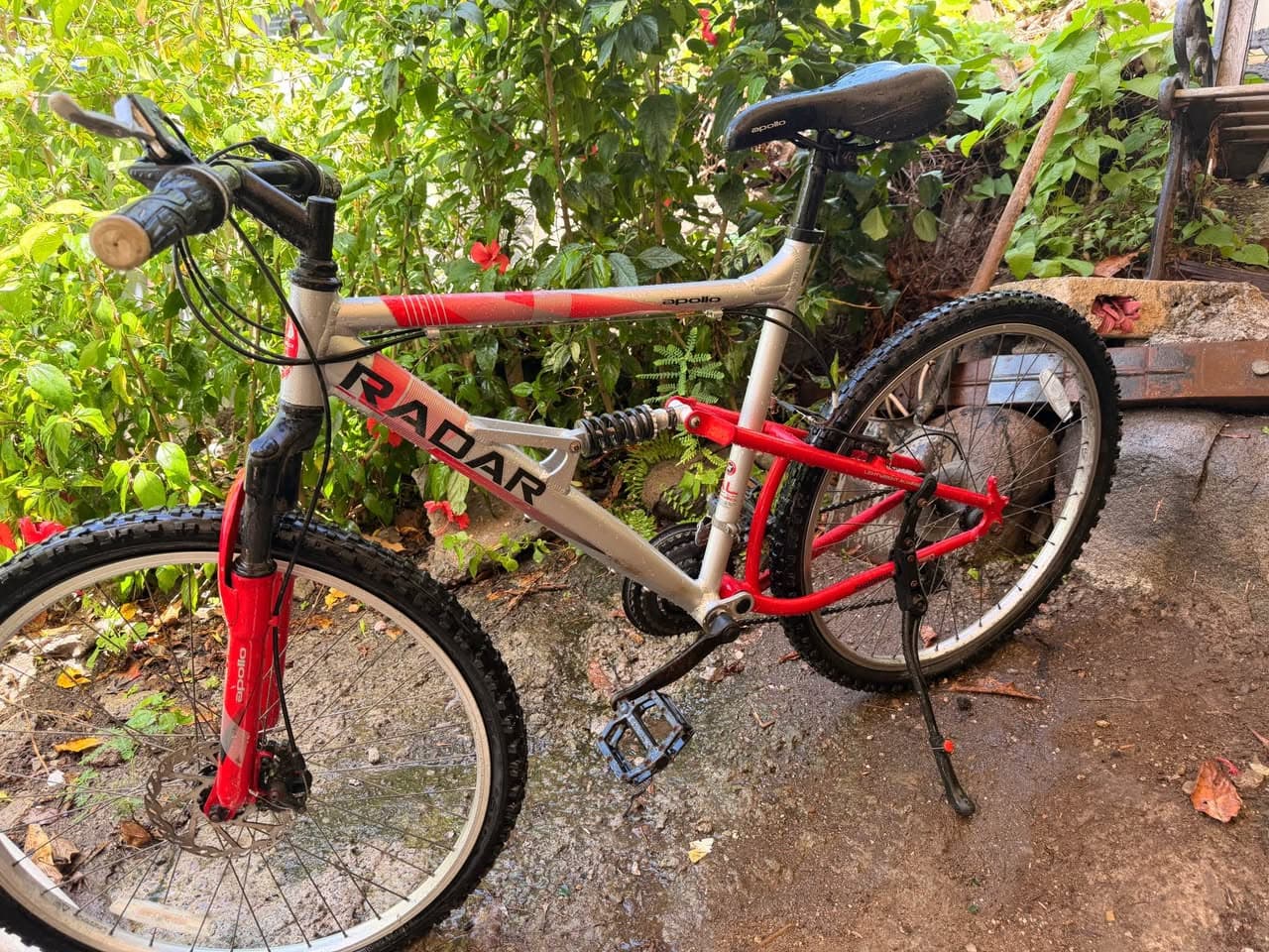 Apollo Radar Mountain Bike with Twin Suspension